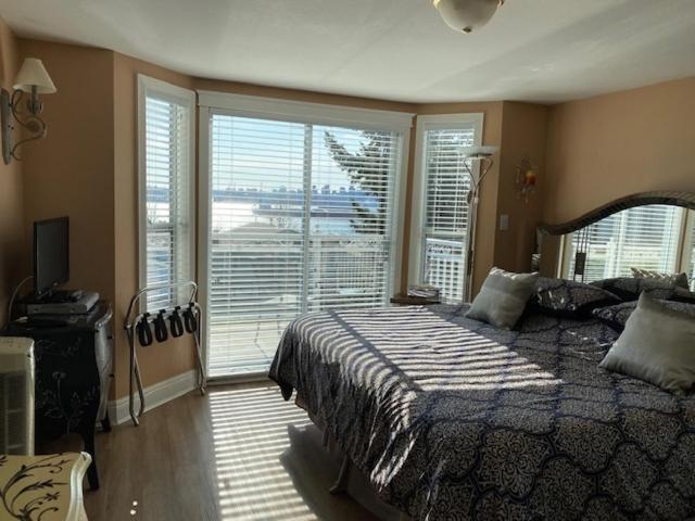 Ocean Breeze Executive Bed And Breakfast North Vancouver Luaran gambar