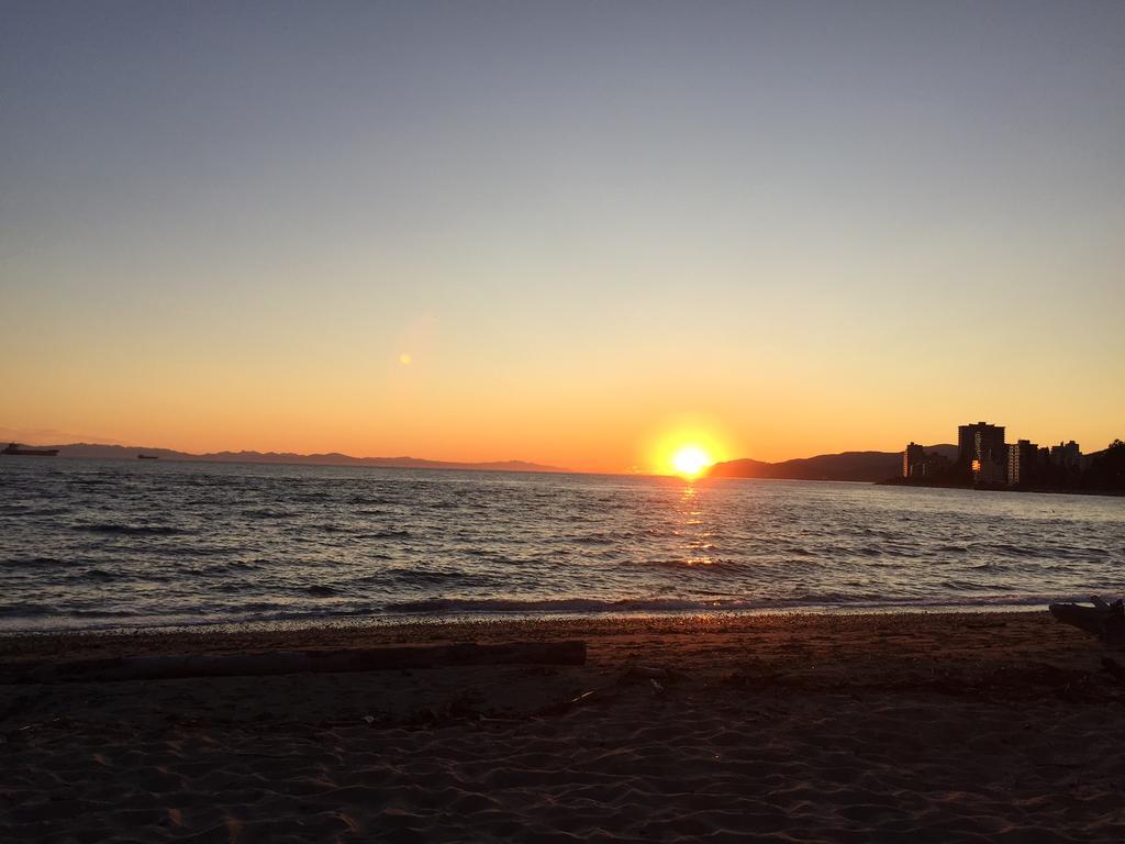 Ocean Breeze Executive Bed And Breakfast North Vancouver Luaran gambar